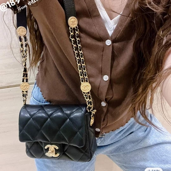 Brand new authentic 22A Chanel twist your button caviar mini flap bag - Picture 4 of 16